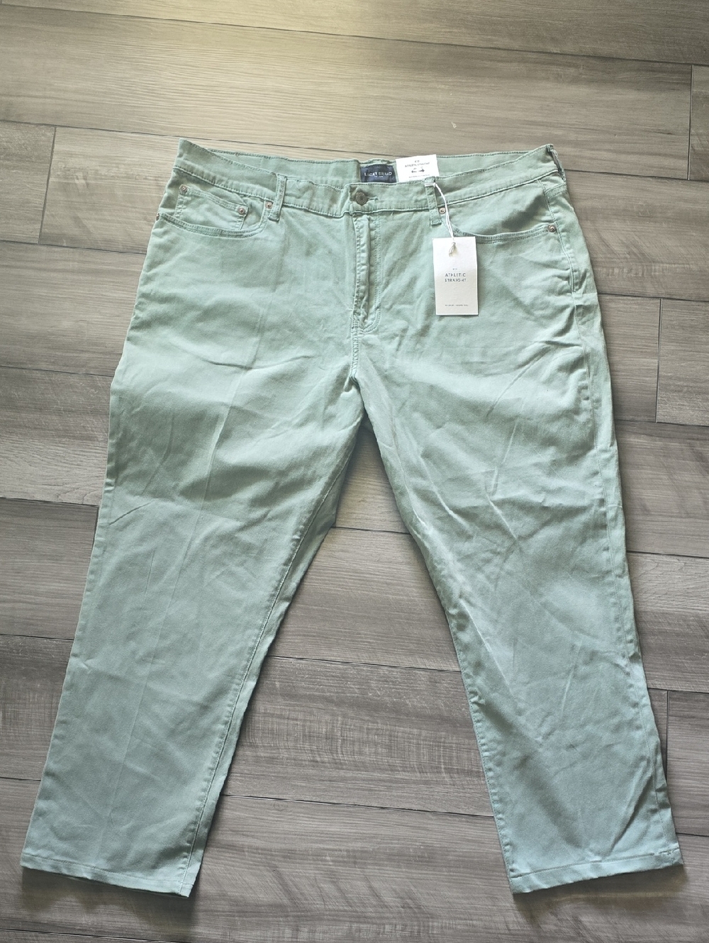 Lucky Brand Light Sage Green Athletic Straight Fit Pants Mens Size 42X32 NWT